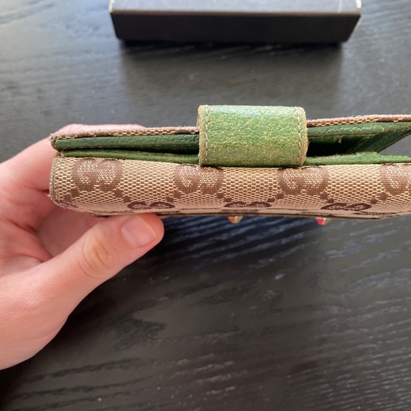 Gucci Vintage Green Wallet - Picture 6 of 8